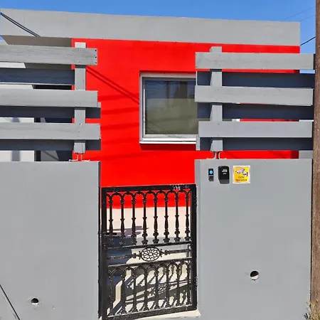 Modern 1-bedroom In With A Private Garden Ideal For Long And Remote Work * Larnaca