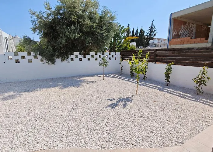 アパート Modern 1-bedroom In With A Private Garden Ideal For Long And Remote Work