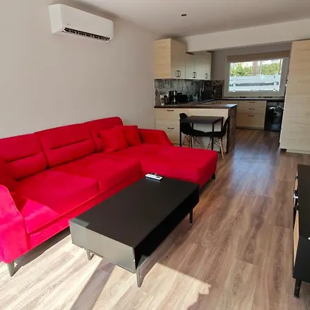 Kamares Modern 1 Bedroom House *
