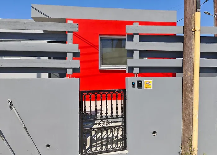 Modern 1-bedroom In With A Private Garden Ideal For Long And Remote Work * Larnaka