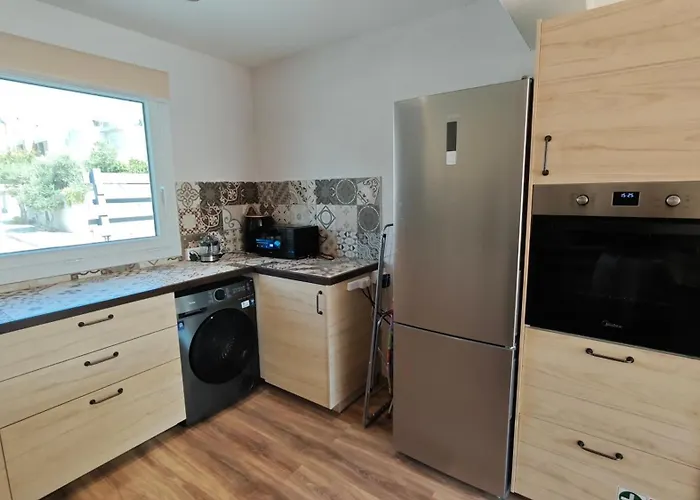 Modern 1-bedroom In With A Private Garden Ideal For Long And Remote Work Apartamento *