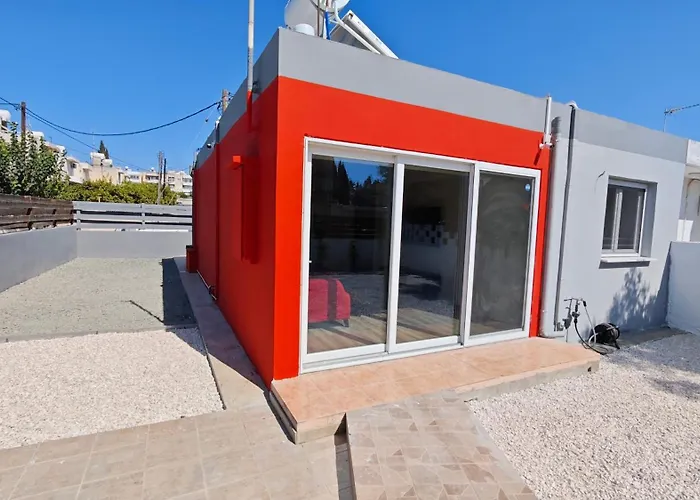 Modern 1-bedroom In With A Private Garden Ideal For Long And Remote Work * Larnaka