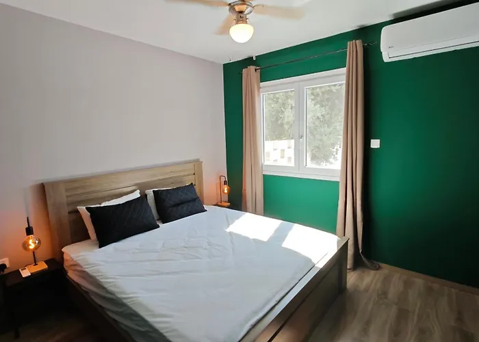 Modern 1-bedroom In With A Private Garden Ideal For Long And Remote Work Larnaca